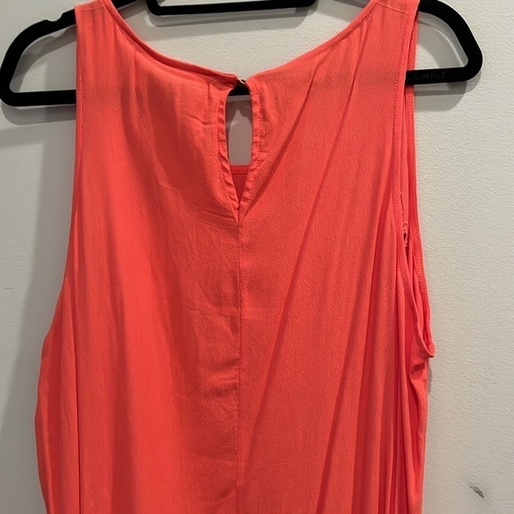 NEW - LUQ- bought on stitch fix. Tank top. Eyelet top. Coral. Size XL. Coral - Picture 10 of 14